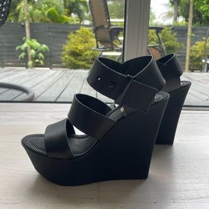 Steve Madden Wedges